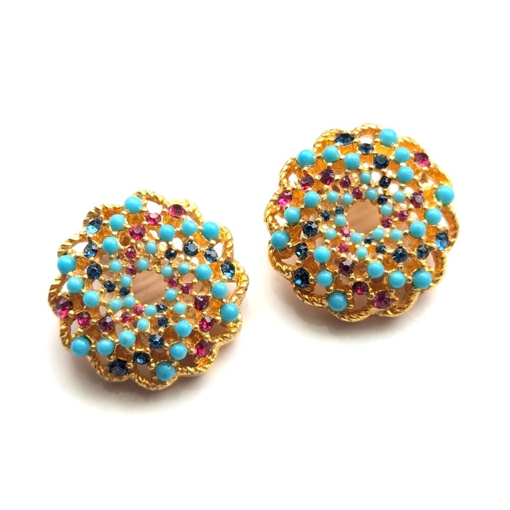 Vintage Sarah Coventry Retro Gold Tone Rhinestone Beaded Swirl Clip On Earrings